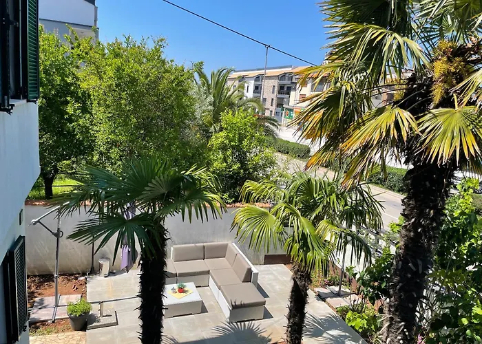 Enna Apartment 3 Perfect Location